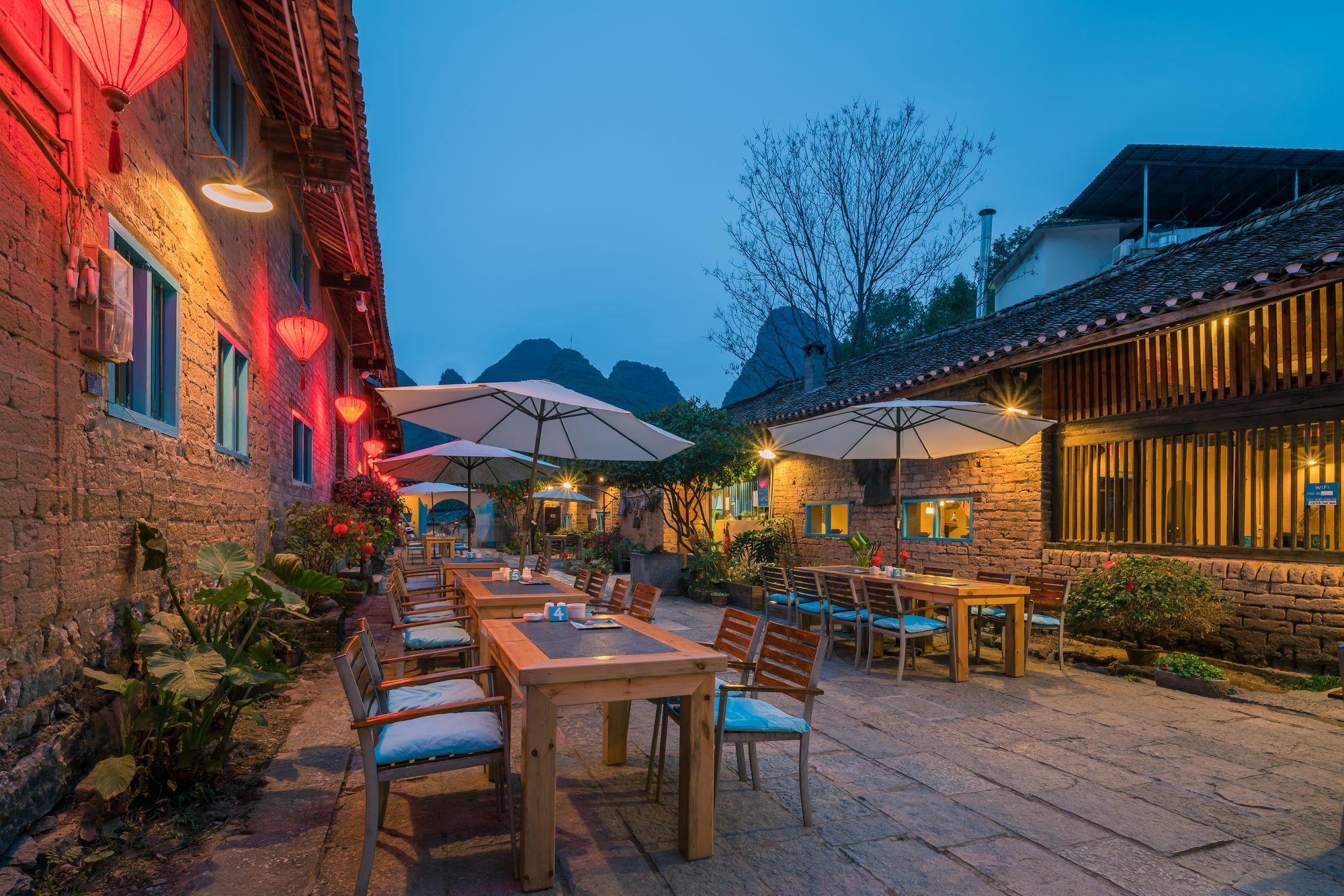 Hotel The Giggling Tree Yangshuo Exterior foto